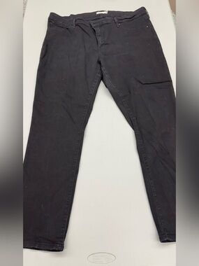 Levi's Women's Plus Size 311 Shaping Skinny Black Denim Blue Jeans 22W